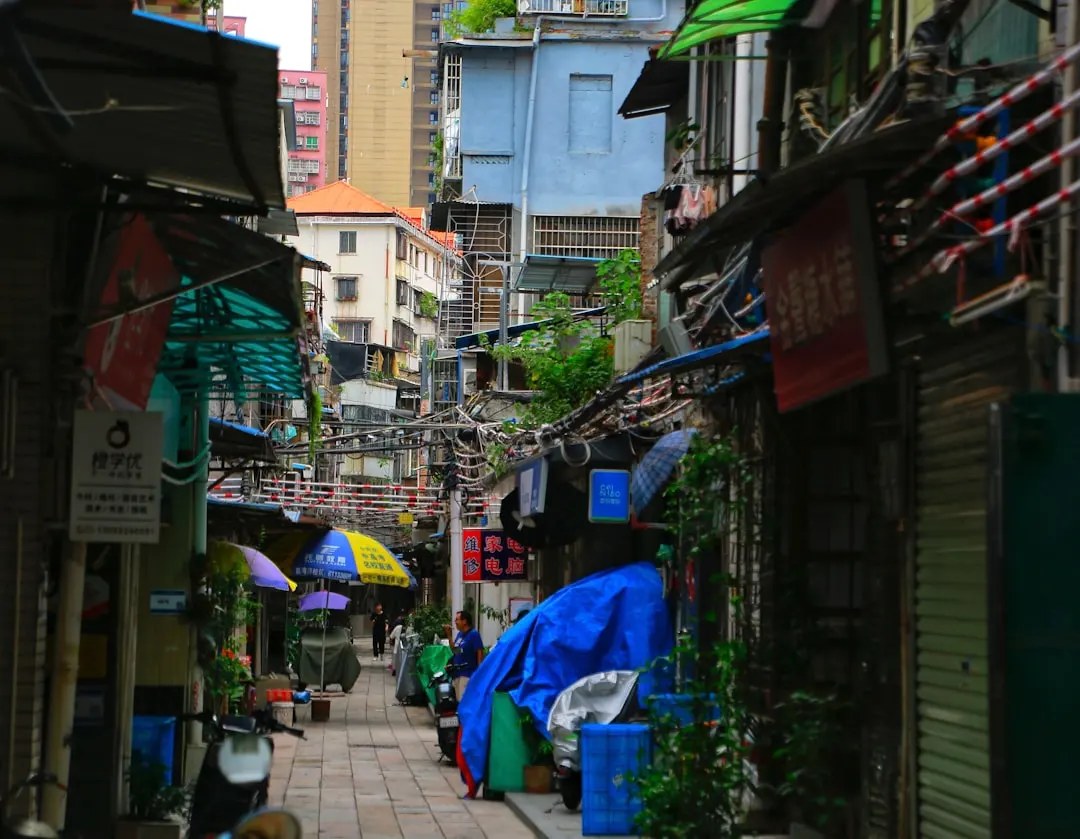 服装贸易中快反供应链的搭建要点与实施路径